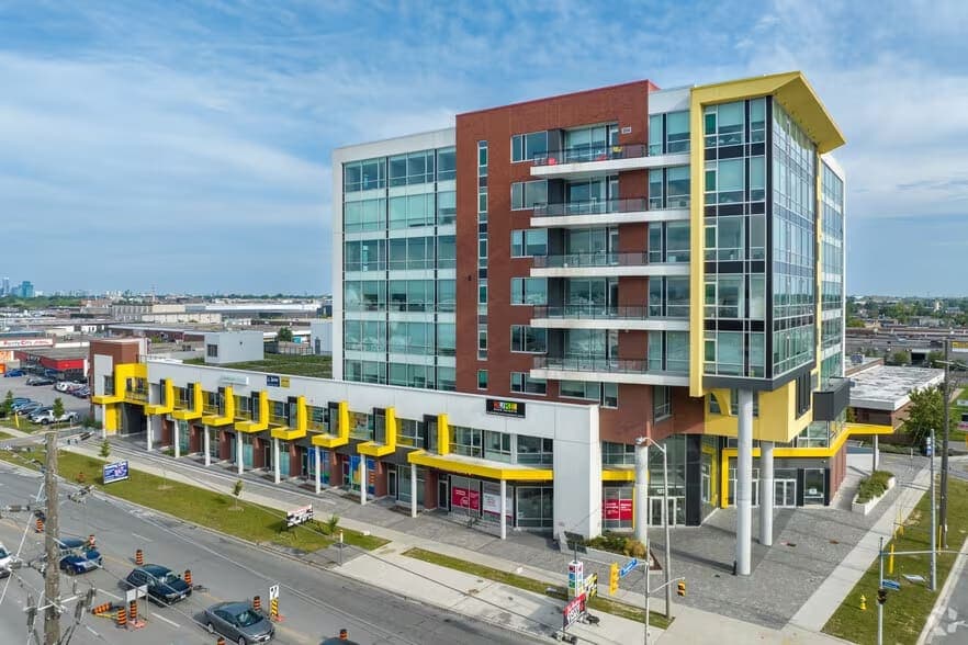 1275 Finch Ave W, North York
